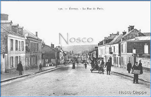 EVREUX - LA RUE DE PARIS