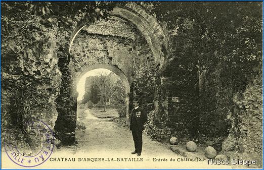 ARQUES LA BATAILLE - LE CHATEAU - L ENTREE DU CHATEAU - Cl Paoli