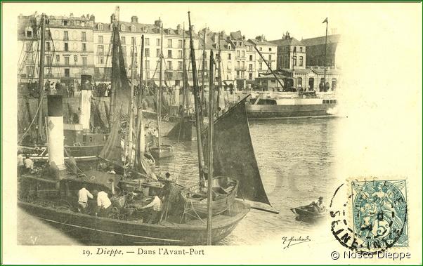 N 0019 - DIEPPE - DANS L AVANT-PORT - G. Marchand