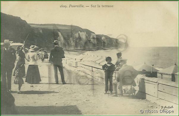 N 1609 - POURVILLE - SUR LA TERRASSE - G. Marchand