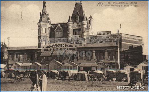 VILLERS SUR MER - LE CASINO MUNICIPAL ET LA PLAGE
