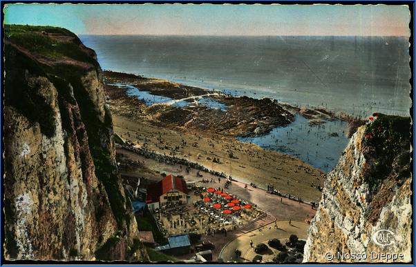 DIEPPE - LE BAS FORT BLANC VU DES FALAISES