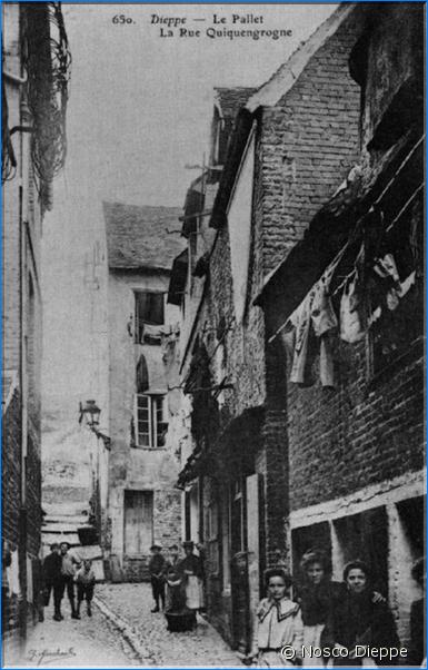 DIEPPE - LA RUE QUIQUENGROGNE - PHOTO 2