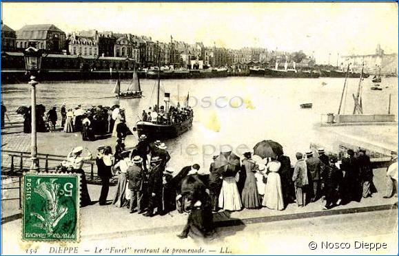 DIEPPE - LE FURET RETRANT DE PROMENADE