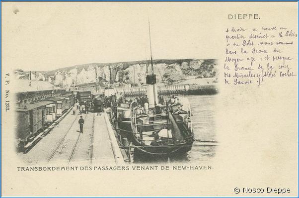 DIEPPE - TRANSBORDEMENT DES PASSAGERS VENANT DE NEW-HAVEN