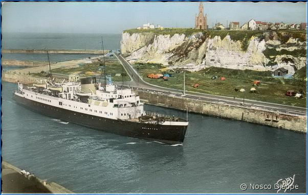 DIEPPE - LE CHENAL ET L EGLISE DE BON SECOURS - SCENE 1