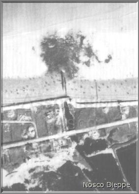 POURVILLE - L ECLUSE - VUE AERIENNE EN 1944