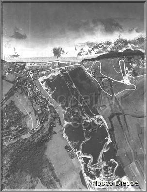 POURVILLE - VUE AERIENNE EN 1944